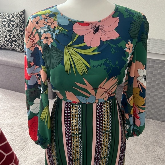 NWOT Anthropologie Green Floral Midi Dress - 6 Petite - Picture 5 of 13